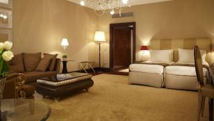 Rooms and Suites