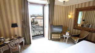 Rooms and Suites