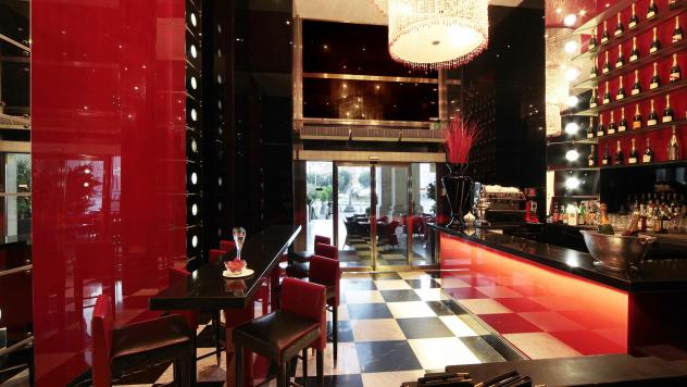 Tazio Bar